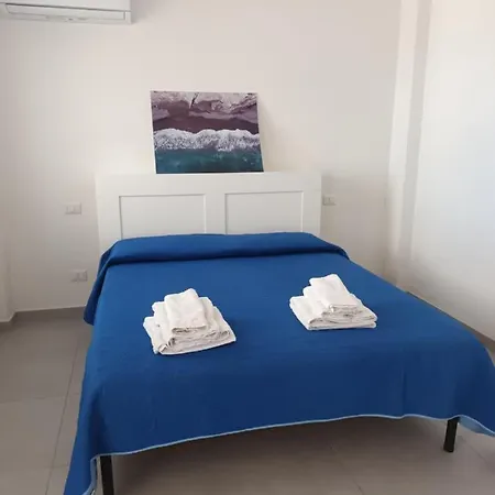 Casa Ancora ポンツァ